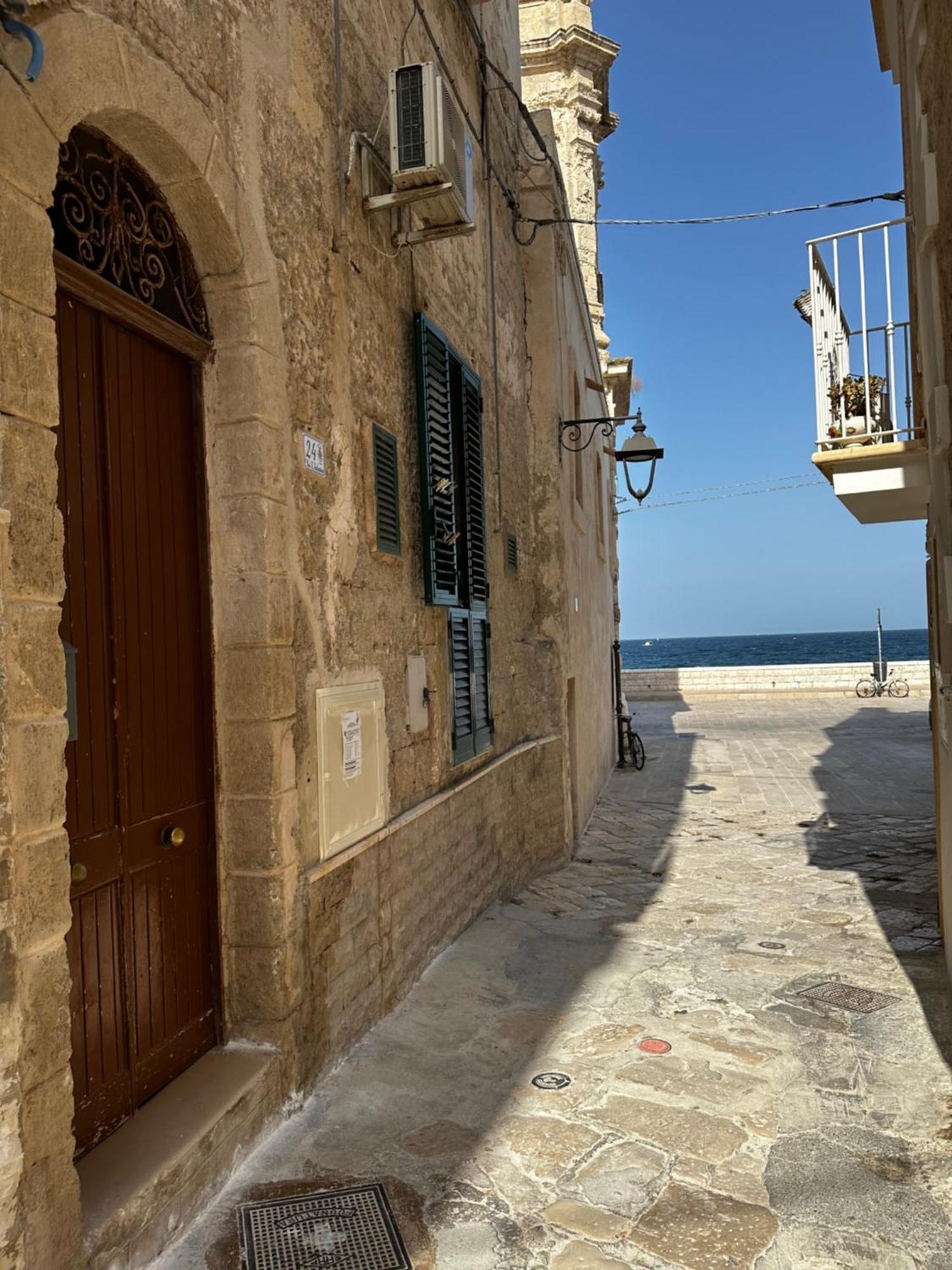 Casa Vacanze San Salvatore Centro Storico Monopoli Eksteriør billede